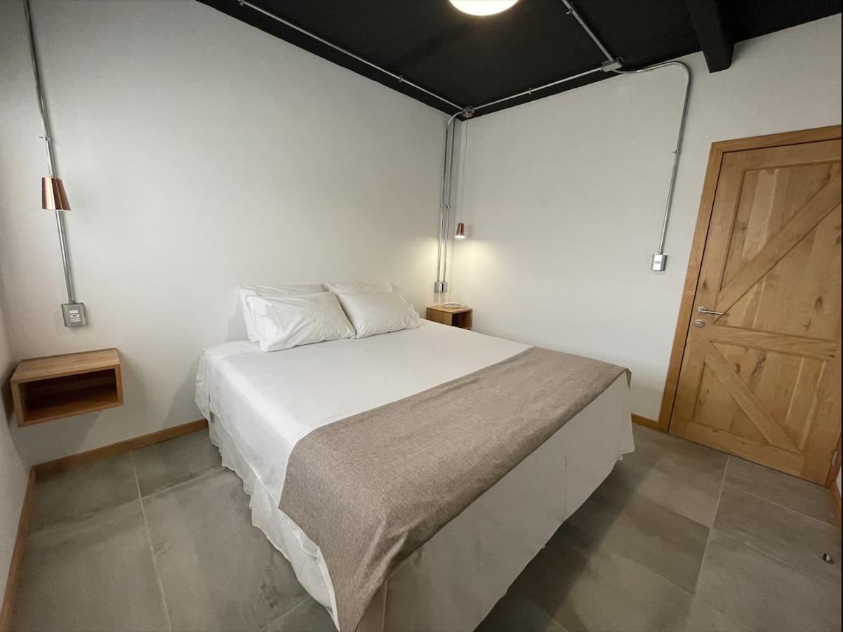 Hotel Big Sur Puerto Natales Eksteriør billede